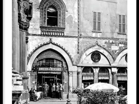 Piazza Mercanti Supply